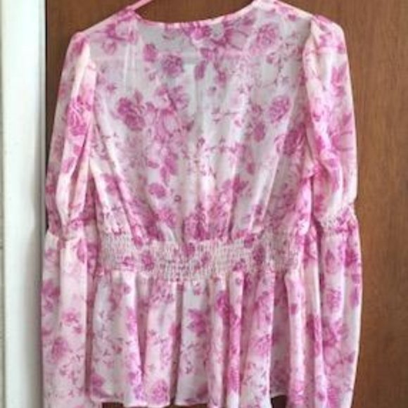 NWT, River Island, Size 6, Pink & White Floral, Semi-Sheer, Boho, Blouse - Picture 4 of 10